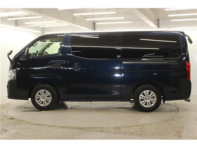 CARAVAN van 2WD