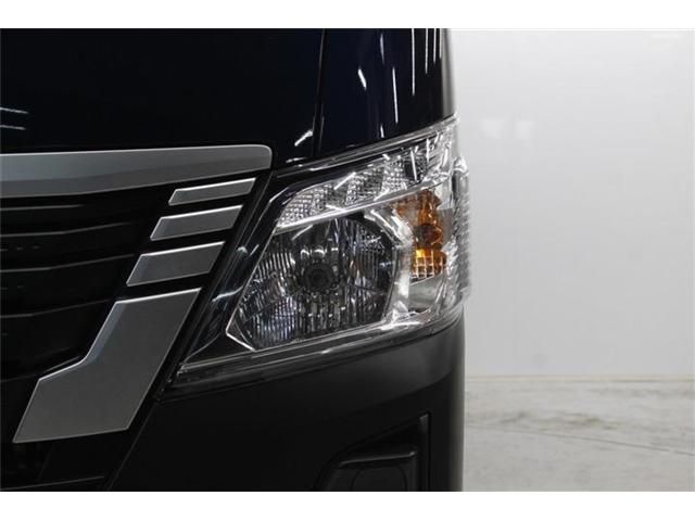 CARAVAN van 2WD