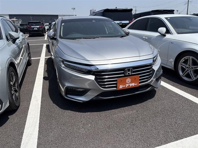 INSIGHT sedan