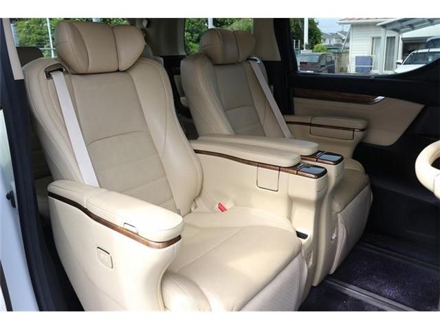 ALPHARD hybrid 4WD
