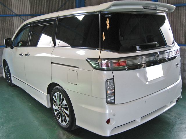 ELGRAND  4WD
