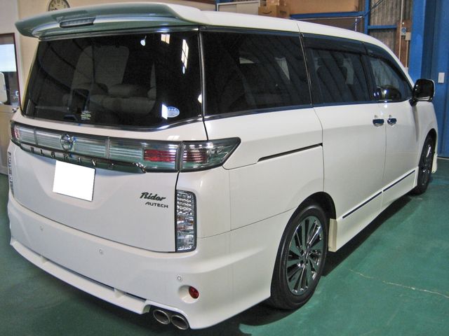 ELGRAND  4WD