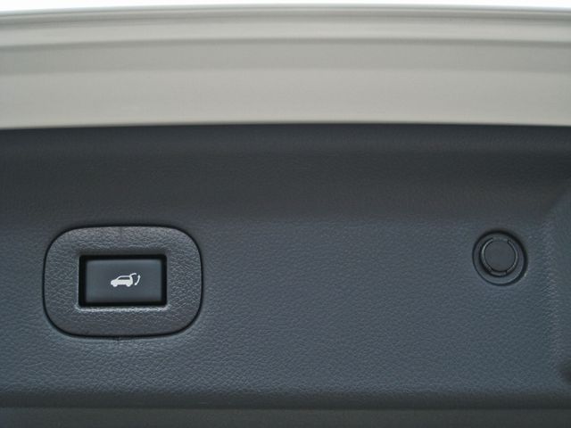 ELGRAND  4WD