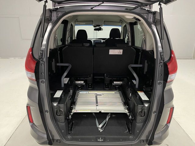FREED plus HYBRID