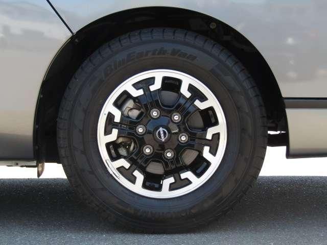 CARAVAN van 2WD