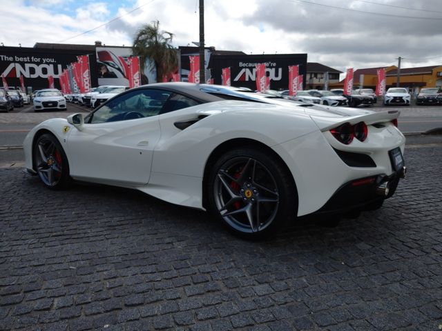 FERRARI F8 Tributo