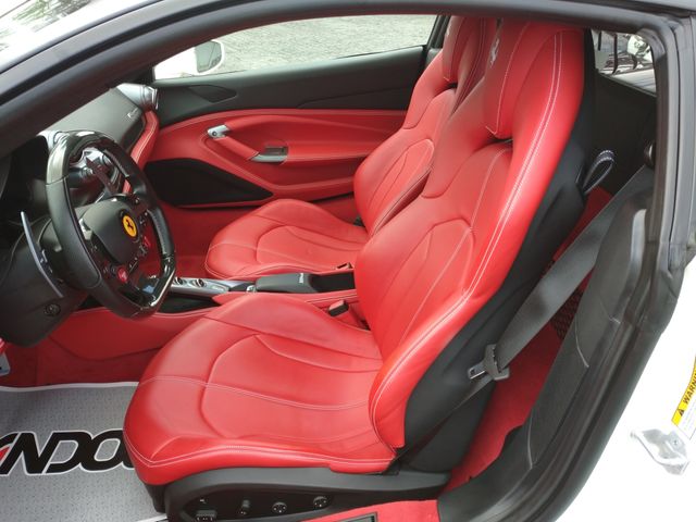 FERRARI F8 Tributo
