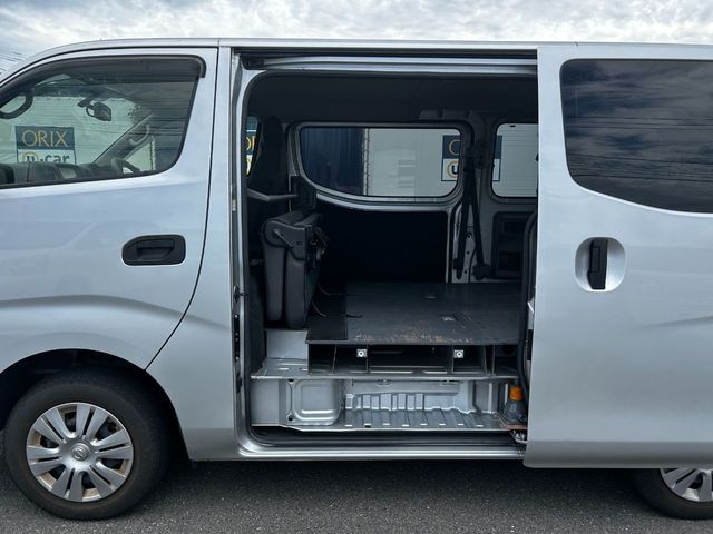 NV350 CARAVAN