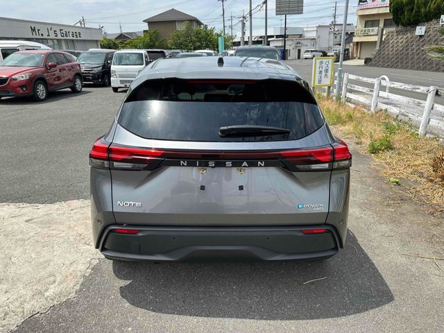 NOTE 4WD