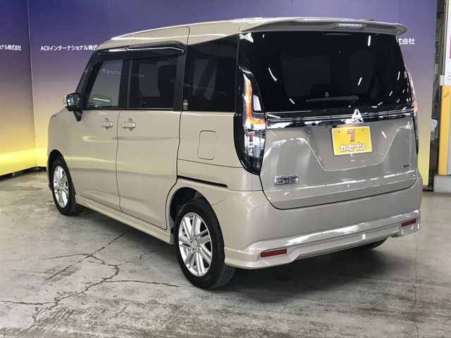 DELICA D:2 2WD