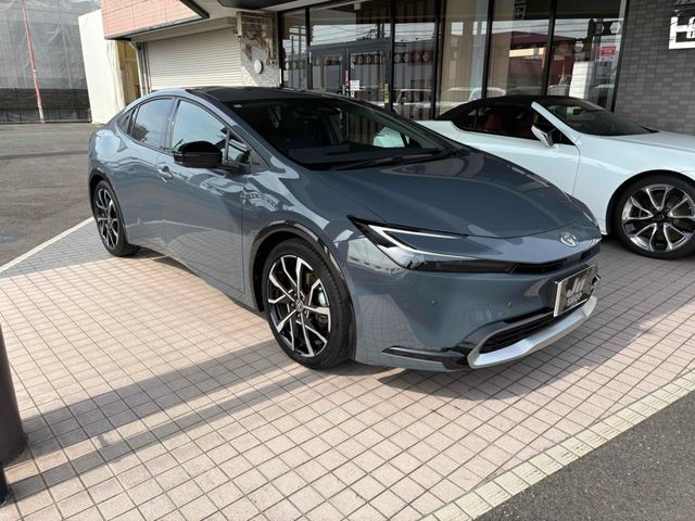 PRIUS PHV