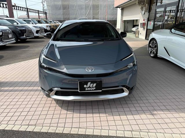 PRIUS PHV