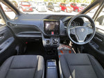 VOXY HYBRID