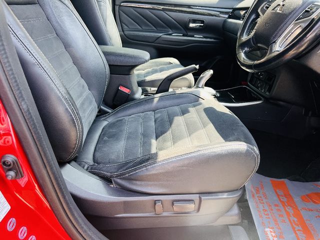 OUTLANDER PHEV