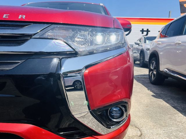 OUTLANDER PHEV