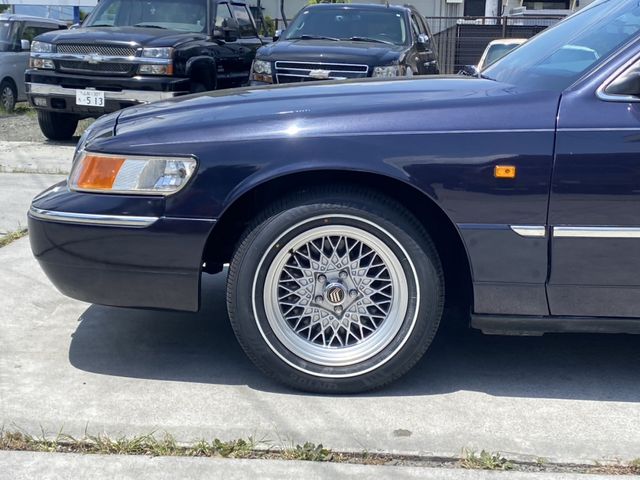 MERCURY GRAND MARQUIS