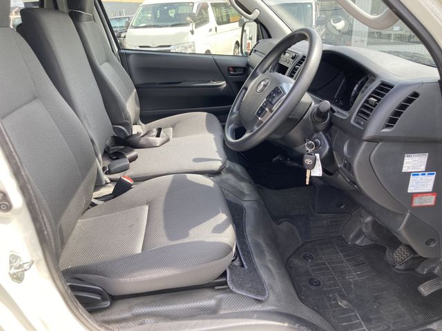 HIACE van 2WD