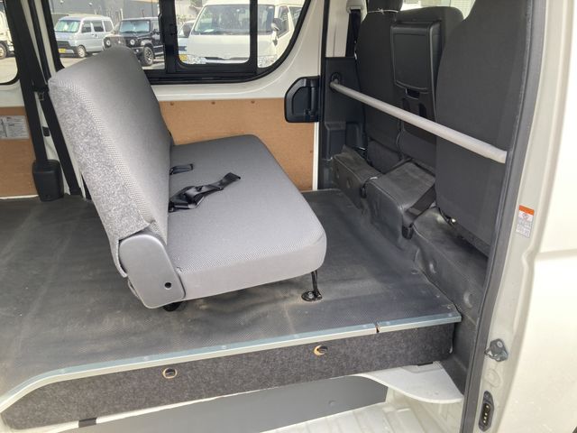 HIACE van 2WD