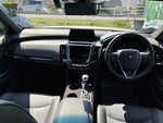 CROWN sedan hybrid