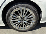 CROWN sedan hybrid