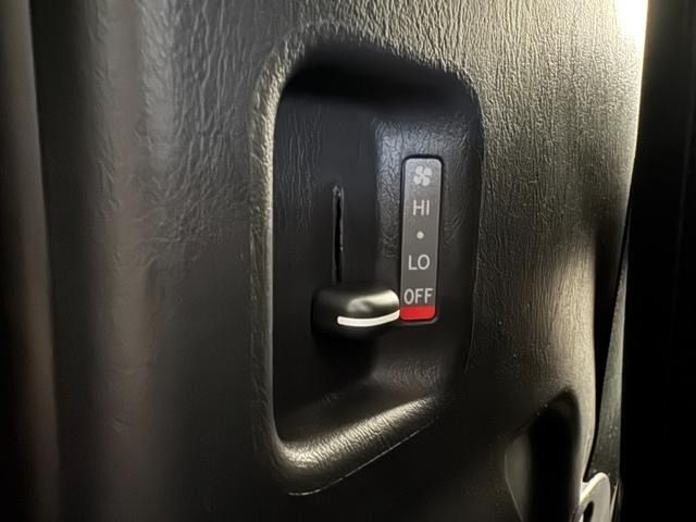 HIACE van 2WD