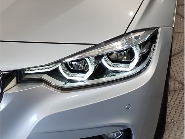 BMW 3 Series sedan