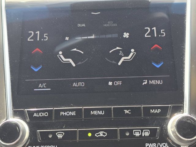 CROWN sedan hybrid