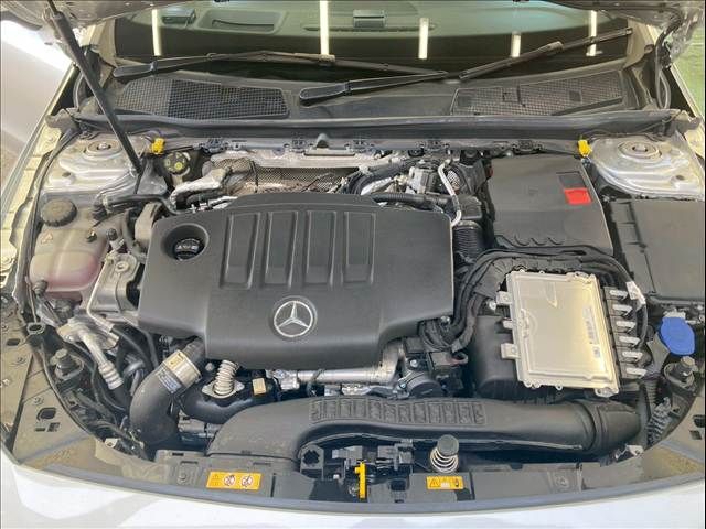 MERCEDES BENZ CLA class