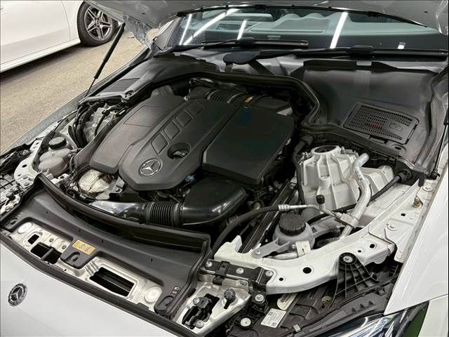 MERCEDES BENZ C class sedan