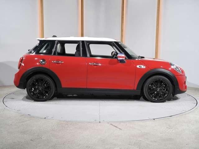 MINI COOPER SD 5DOOR