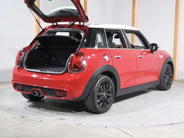 MINI COOPER SD 5DOOR