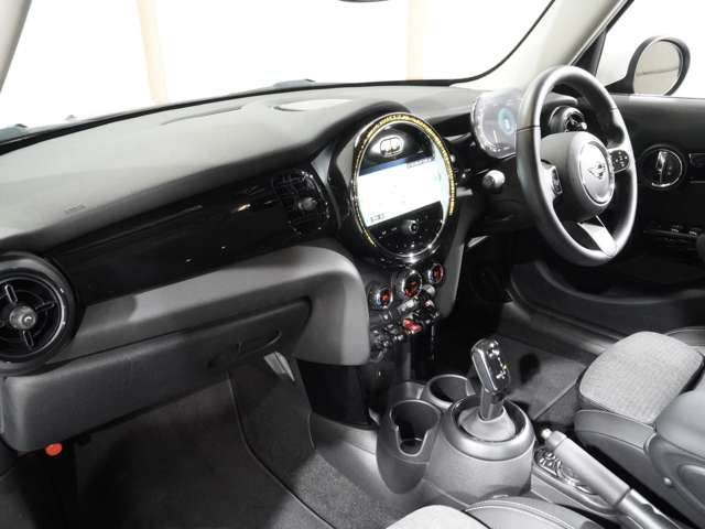 MINI COOPER 5DOOR