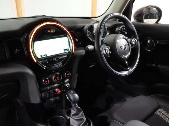 BMW MINI COOPER SD 5DOOR