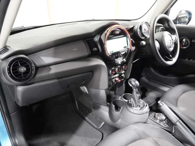 BMW MINI COOPER 5DOOR