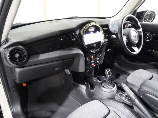 MINI COOPER D 5DOOR