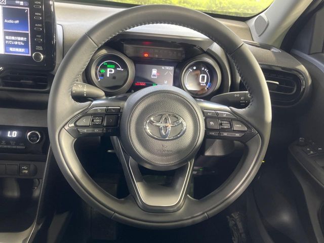 YARIS CROSS HYBRID