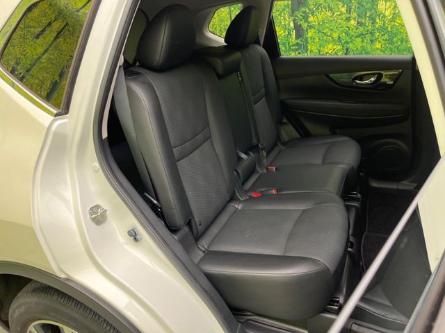 X-TRAIL 2WD