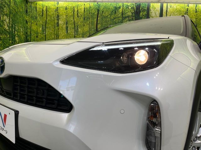 YARIS CROSS HYBRID