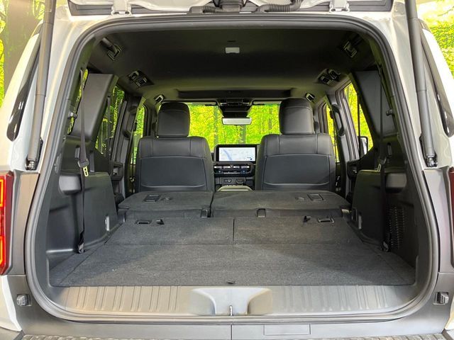 LANDCRUISER 250