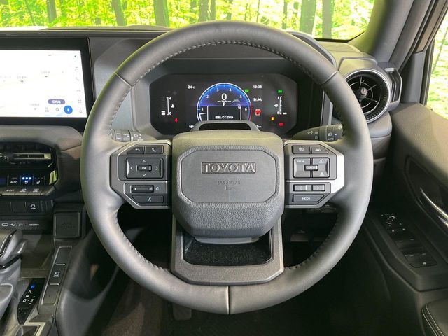 LANDCRUISER 250