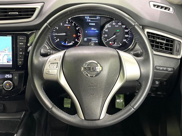 X-TRAIL HYBRID 4WD