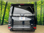 VOXY HYBRID