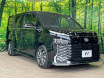 VOXY HYBRID
