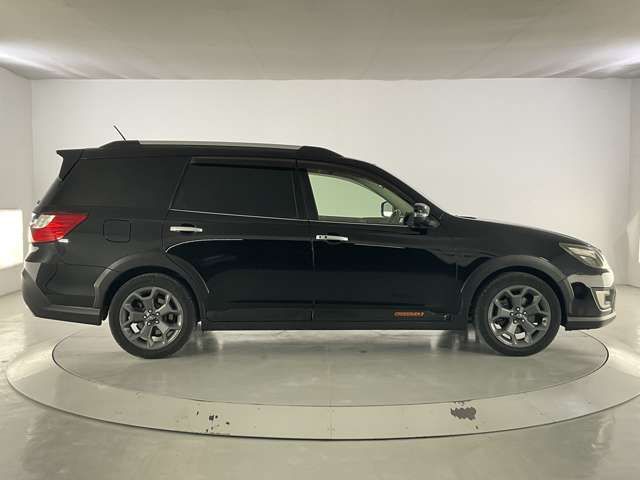 EXIGA CROSSOVER 7