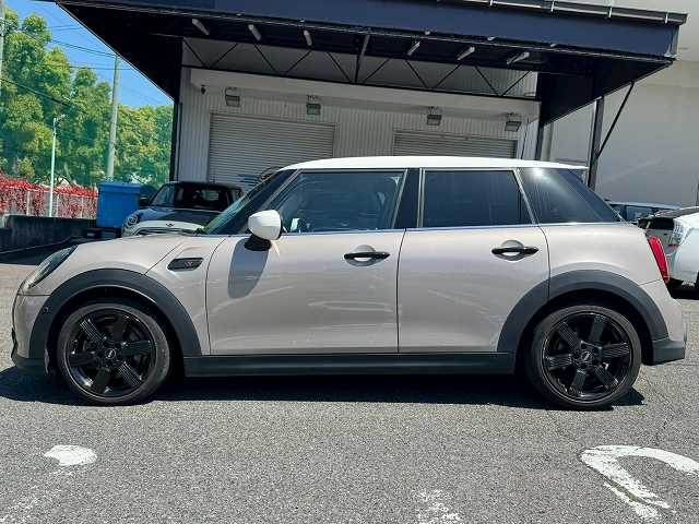 MINI COOPER SD 5DOOR