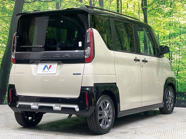 DELICA MINI