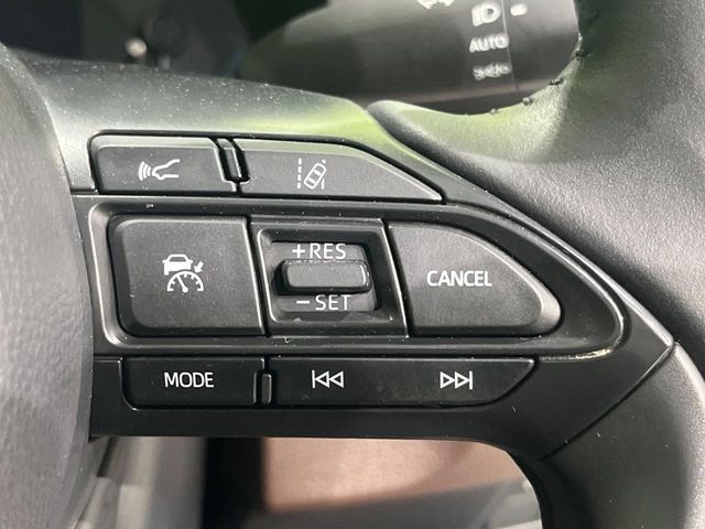 YARIS CROSS HYBRID