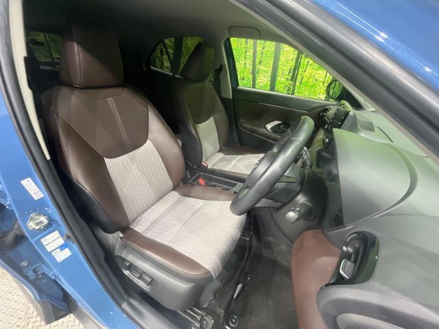 YARIS CROSS HYBRID