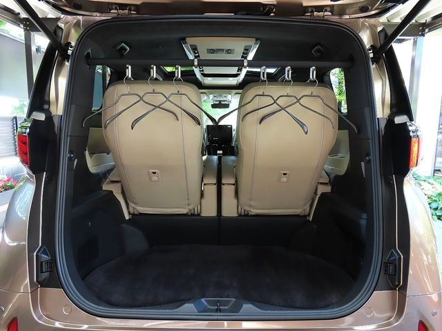 ALPHARD hybrid 4WD
