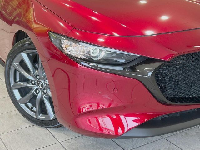 MAZDA3 FASTBACK